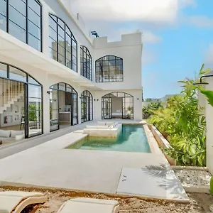 Le Mansion 2 Mediterranean Luxury In Seseh Villa *