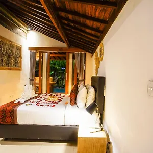 Villa Private With Nature Atmosphere By Dino