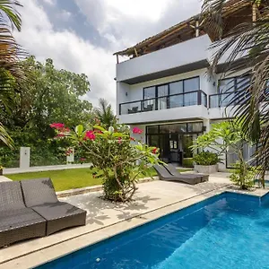 Deluxe Apartment, 75 M From Surf Spot Apartment *