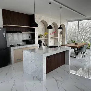 Newly Built Na Bali Villa