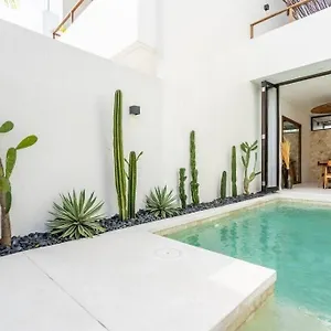 Villa Casa Bella, 1 Bedroom With Pool In Umalas