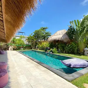 Vila Megalan Walking Distance Balangan Beach