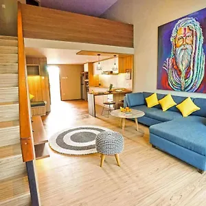 Loft In Batu Bolong Apartment