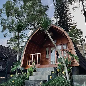 Lumbung Hill Bedugul Hotel *