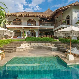Rimba - Luxury Lush Estate In