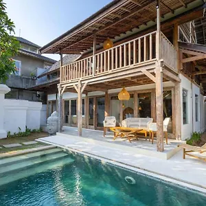 Vintage 1 Villa