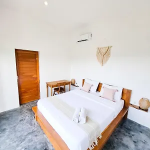 Guest house Turtle House Surf & Airsatang