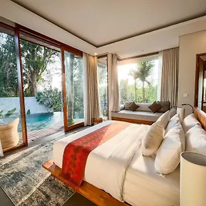 Villa Suarga Des Anicca