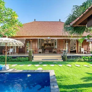 Nelayan Home, 2 Bedroom With Garden Near The Sea Villa