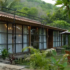 Holiday home Shanti Life Wooden House