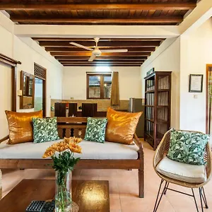 4-br Garden Legian 5-min Walk To And Shops Bali Villa Seminyak (Bali)
