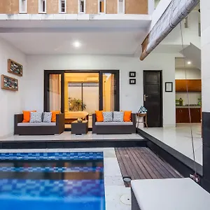 4-br Private Pool Legian Villa, 5-min Walk To And Shops Villa Seminyak (Bali)