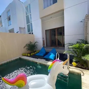 Moovilla 2 Seminyak, Bali *