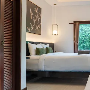Yoga Hotel