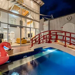 Luxury Belvedere Bali In Villa