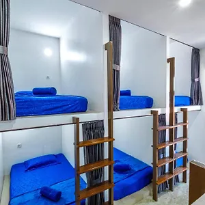 Sleep Slept Hostel