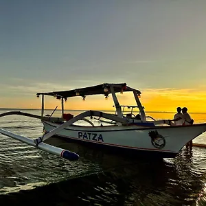 Villa Dolphin Tour Private Packet At Seririt Banjar (Bali)