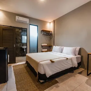 Villa Apartments: + Kitchen/ Batu Bolong 3 *
