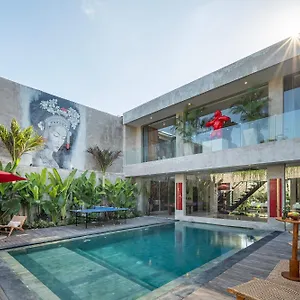 Artistic 4bd With Private Pool & Jungle Vibes Seminyak (Bali)