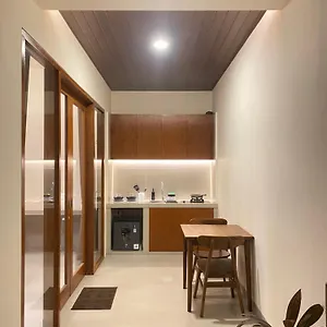 Guest house Kubu Asri