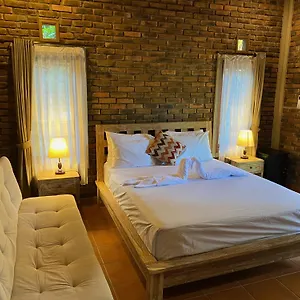 Hostel Mayong Bali And Munduk (Bali)