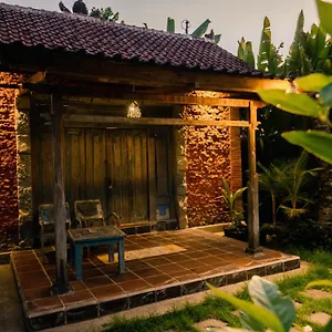 Kapten Nyoman House Guest house