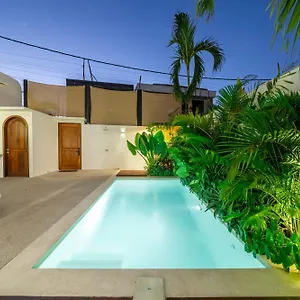 Darina - Brand-new Just Minutes From The With A Huge Pool Villa *