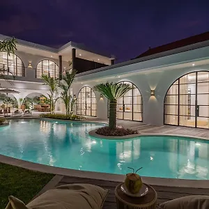Cebossa By Optimum Bali Villa