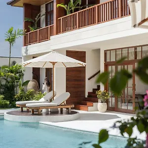 Plawa Laguna Bali Hotel 4*