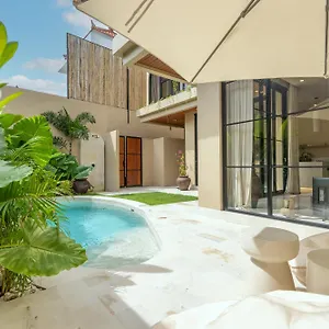 Juli Villa's - Tropical Luxurious 130m2 With Pool In Canggu - Pererenan Villa Denpasar (Bali)