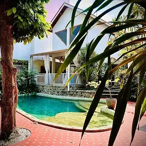 Villa Hideaway Mezzanine 3 In Pererenan Bali, I Feel Good 3 *