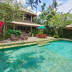 Ria Sayan Villa *