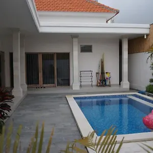 Villa Carlos, Canggu, Private Pool, Washing Machine