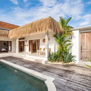 4 Mins To - Brand New Bohemian Pool Canggu (Bali)