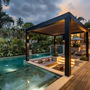 Villa Kemalasan By Balisuperhost *