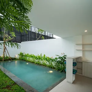 Artha Pererenan By Fays Hospitality Villa