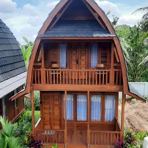 Kayu Joglos Villa