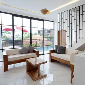 Cozy Loft 3 Bedroom Private Seminyak (Bali)