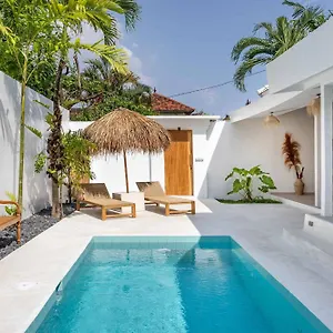 Casa Kokoon - New Bright & Quiet 2br Mertanadi With Private Pool And Parking *