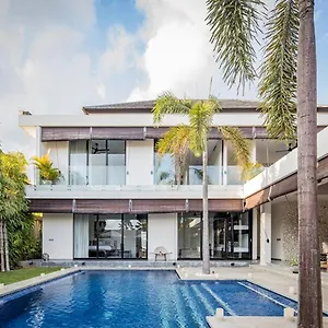 Villa 4 Bed, Sleep Up To 10, Chef, Butler, Cinema *