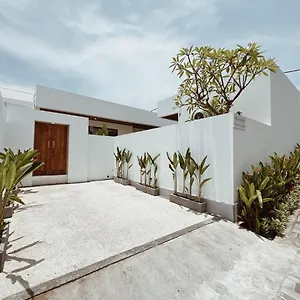 Indah 1 2br With Pool Villa Uluwatu (Bali)