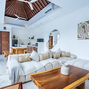 Ullah - 2 Bedroom With A Private Pool