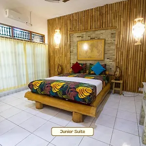 Kaia Junior Lovina (Bali)