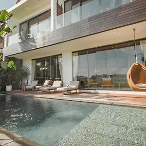 New Canggu Retreat Pool & Nature, 2mins To Villa