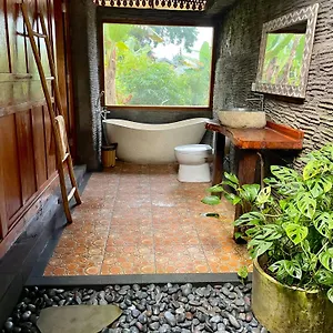 Guest house Jane's House & Bedugul Bali Pacung