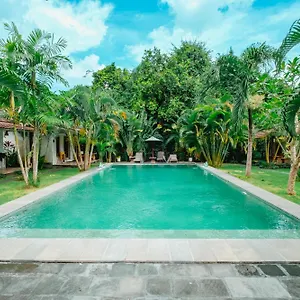 Agung Wiwin & Restaurant Campsite 3*