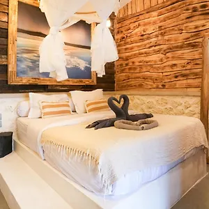 Alma Surf 5 - Cozy 01 Bed With Private Pool * Uluwatu (Bali)