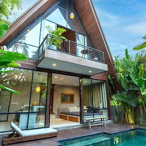 A Rustic Tropical Getaway With An Industrial Flair וילה קנגו