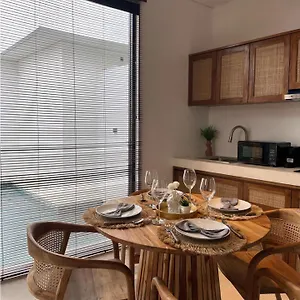 Holiday home 2br Pool, Gym & Ice Bath Uluwatu (Bali)