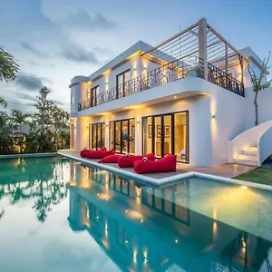 Spacious 6br With 17m Pool In Berawa *
